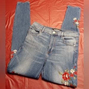 Express Hi Rise Stretch Denim w/Floral Embroidery sz8R EUC